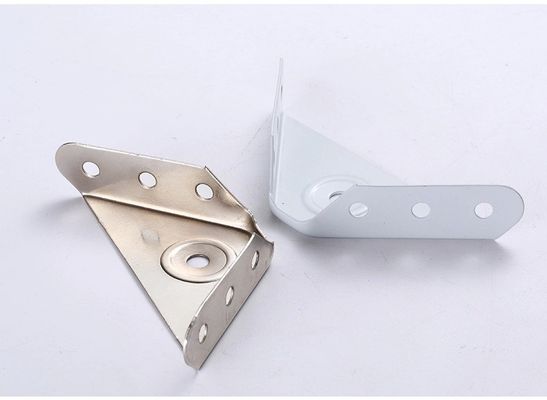 Процесс штамповки Нержавеющая сталь угловые скобки скобки для OEM CNC аппаратных компонентов