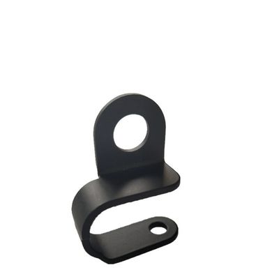 Многофункциональный процесс штамповки для изгиба сварного листа металлокомпонентов производства