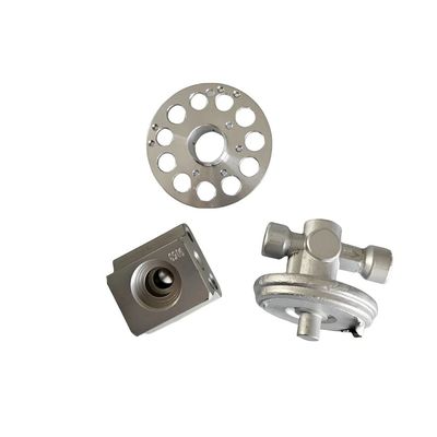 Услуги по высокоточной холодной ковки для деталей из углеродистой сплавы стали на заводах